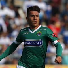 Juan Cornejo deja Audax Italiano y emigra al León de México