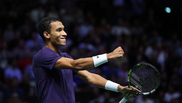 Tennis - ATP Masters 1000 - Paris Masters - Paris La Defense Arena, Nanterre, France - November 1, 2025 Canada's Felix Auger Aliassime celebrates after winning his semi final match against Kazakhstan's Alexander Bublik REUTERS/Sarah Meyssonnier