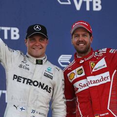 "Mercedes negocia con Vettel, en F1 hay que debilitar al rival"