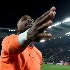 Los insultos a Maignan hacen reaccionar a la FIFA