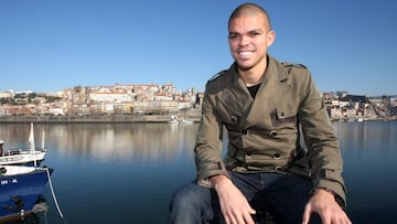 "Dormí con mi madre hasta los 17; a mi padre no le gustaba"