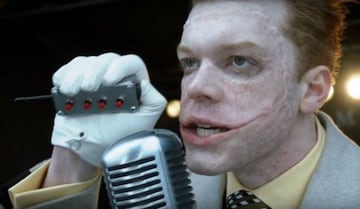 El actor más joven que ha interpretado a un Joker en la historia, su papel destaca dentro de la serie 'Gotham', la cual es una de las más aclamadas por el público.