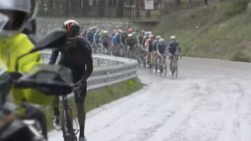 El ataque de Dani Mart&iacute;nez para lanzar a Egan Bernal en la etapa 6 del Giro