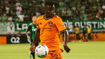 Carlos Darwin Quintero no seguirá jugando con Houston Dynamo en la MLS.