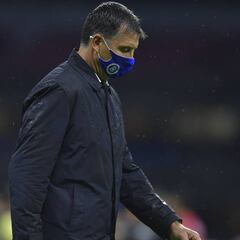 Siboldi no tenía en sus planes la salida de Lichnovsky