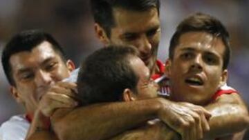 Pasión en rojo y blanco