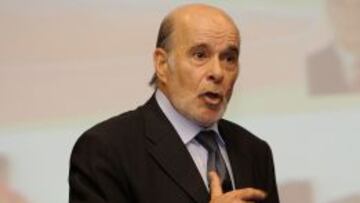 Teodoro Nieto introdujo el fútbol femenino en la RFEF.