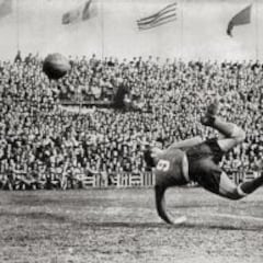 Los 21 mejores delanteros de la historia