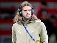 Yarek, antes de jugar un partido de Champions con el PSV esta temporada.