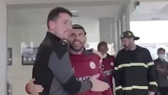 Aquí Agüero confirma ser distinto: de crack lo que sorteó para los empleados del City