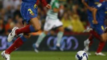 <b>AMBICIOSO.</b> Gerard Piqué, defensa del Barcelona, titular en los dos últimos partidos de su equipo, celebró hoy su progresión y aseguró que su objetivo desde que fichó por el conjunto azulgrana ha sido "ser titular y ayudar al equipo".