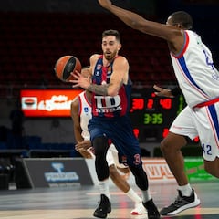 Terremoto Larkin: decide en la prórroga y agita el Top-8