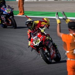 La FIM corta por lo sano: sin normativa sobre el peso mínimo