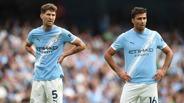 Rodri y John Stones