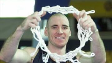 <b>NUEVO FICHAJE</b>. El pívot ha pasado a formar parte del equipo blanco.