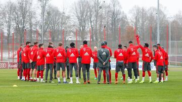 Alphonso Davies ya se entrenó con el Bayern Munich