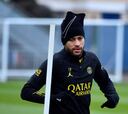 Neymar enreda al PSG