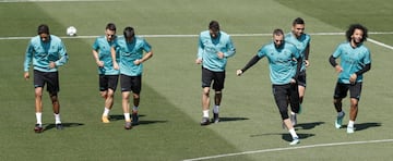 El grupo entrenándose en Valdebebas antes de viajar a Sevilla. 