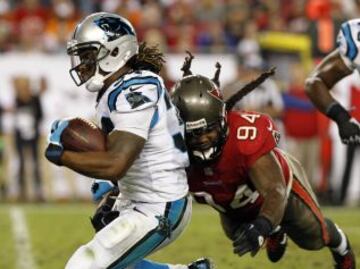 Carolina Panthers-Tampa Bay Buccaneers. DeAngelo Williams y Adrian Clayborn.