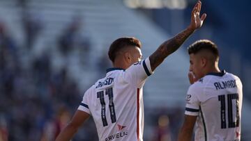 Vélez se aprovecha del momento de San Lorenzo y lo derrotó en el Amalfitani