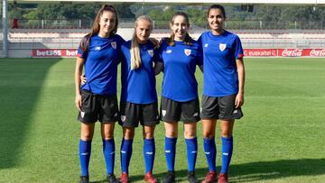 La jugadora alemana, a la derecha