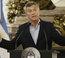 Hinchadas en Argentina cantan contra Mauricio Macri, presidente del país