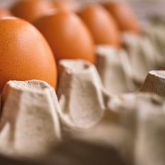 La razón por la que tienes que meter cáscaras de huevo en la lavadora