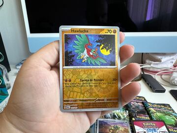 Pokémon JCC Mascarada Crepuscular unboxing caja entrenador élite detalle