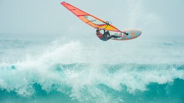 ‘Surazo infernal’: vuelve el evento de windsurf más importante de Chile