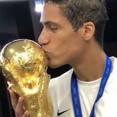 Varane: "¿Mbappé al Madrid? Si está en mi equipo, mejor"