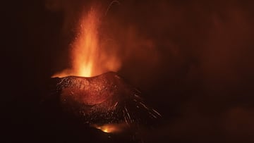 LA PALMA, SPAIN - NOVEMBER 11: The Cumbre Vieja volcano continues to erupt on November 11, 2021 in La Palma, Spain. The volcano has been erupting since September 19, 2021 after weeks of seismic activity, resulting in millions of Euros worth of damage to p