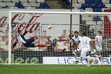 Monterrey vence a Querétaro en la jornada 10 del Guardianes 2021