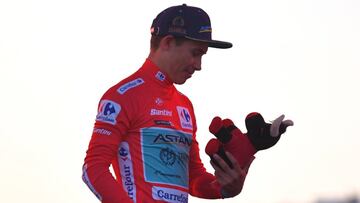 Miguel Ángel López, ciclista colombiano