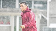 Gallardo manda mensaje a Miguel Borja: Veré si tengo que sacarlo