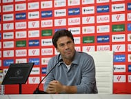 01/11/25 RUEDA DE PRENSA DE RUBI ENTRENADOR DEL ALMERIA DESPUES DEL PARTIDO DE SEGUNDA DIVISION CONTRA EL EIBAR