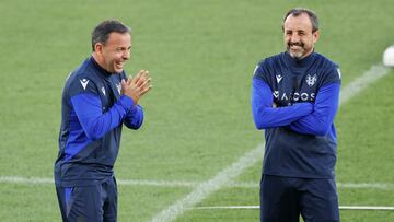 05/11/22
LEVANTE UD
ENTRENAMIENTO
CALLEJA
QUIQUE ALVAREZ