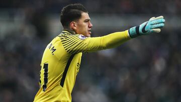 Man City goalkeeper Ederson believes he could play in midfield