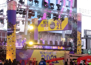Stage performance rehearsal highlights at Times Square New Year's Eve.
