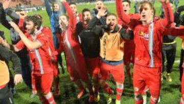 Los jugadores de Alessandria celebran el pase a las semifinales de la copa italiana.