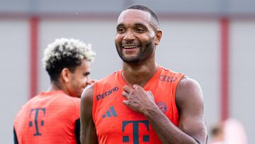 Jonathan Tah elogia a Luis Díaz