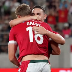 League Two Wrexham defeat Manchester United in US