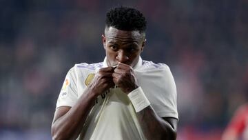 PAMPLONA, SPAIN - FEBRUARY 18: Vinicius Junior of Real Madrid during the La Liga Santander match between Osasuna v Real Madrid at the Estadio El Sadar on February 18, 2023 in Pamplona Spain (Photo by David S. Bustamante/Soccrates/Getty Images)