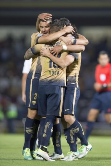 La crónica en imágenes de la goleada de Pumas a Olimpia