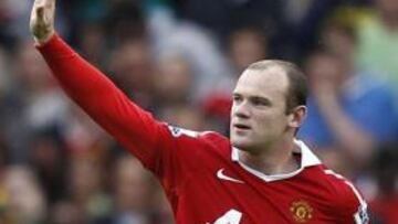 <b>CINCO AÑOS. </b>Rooney para indicar las temporadas de renovación.