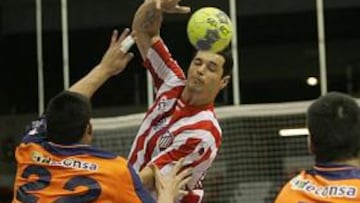 Entrerríos asiste al extremo.