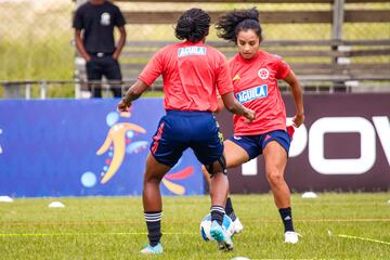 La Selección Colombia Femenina sigue preparando el partido ante Ecuador por Copa América. Las dirigidas por Nelson Abadía volvieron a los trabajos de campo.