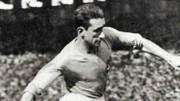 En 1934, Schiavo anotó tres goles al combinado nacional de los Estados Unidos.