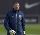 Valdés ya trabaja con el resto y Xavi sigue al margen del grupo