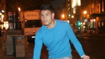 <b>BIENVENIDO. </b>Pablo Barrera fue recibido por AS en el Hotel Reino de Aragón, después de firmar su contrato con el Real Zaragoza.