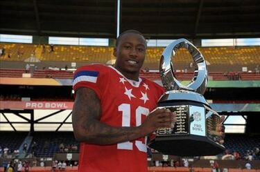 Super Bowl: cosiendo 'pigskins'